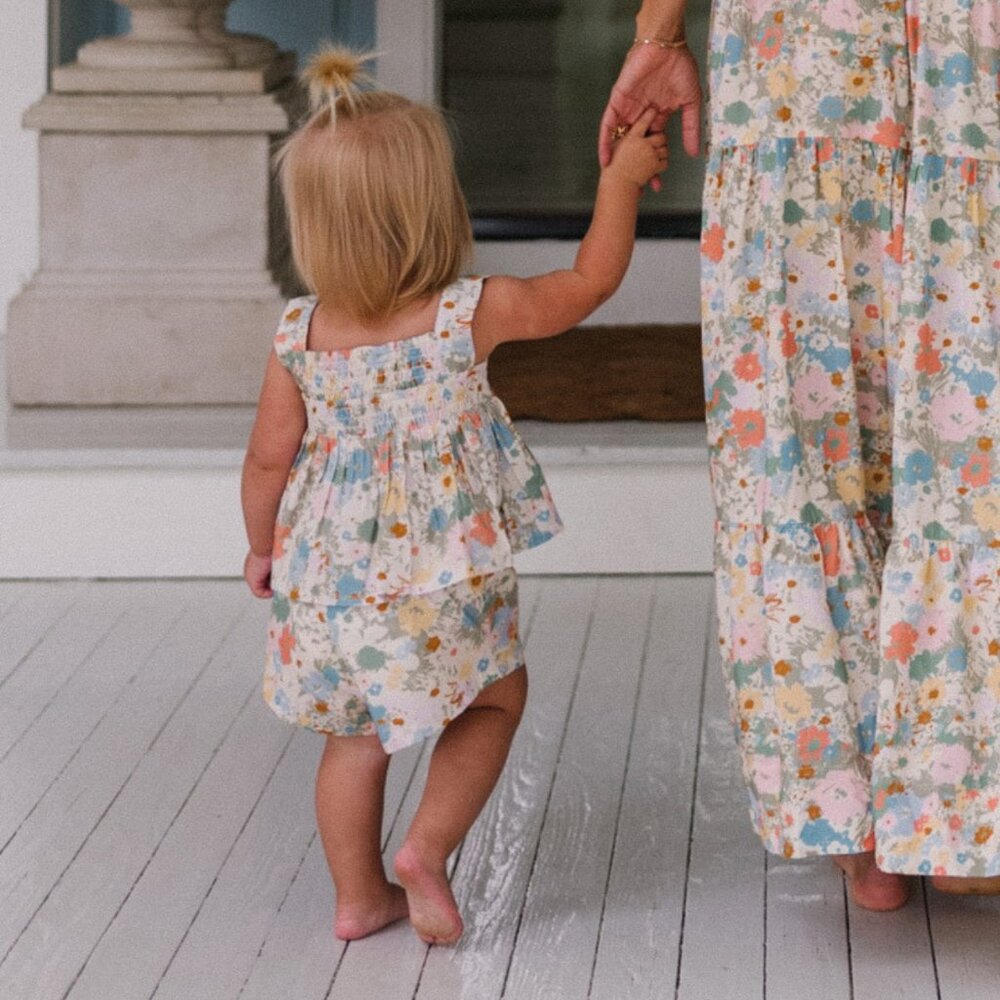 NWOT Hermoza x Julia Berolzheimer Little Bee Set